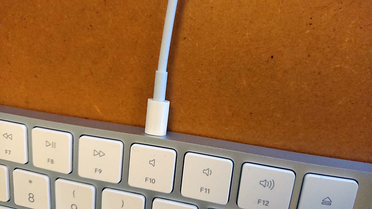 apple キーボード　US配列　USB接続